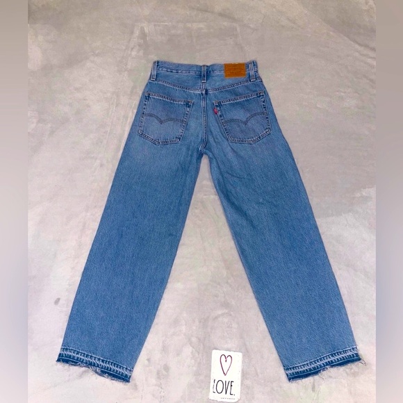⁉️Sold‼️Levi’s Baggy Dad 2015 Mid light wash Sz 24 - Picture 9 of 10